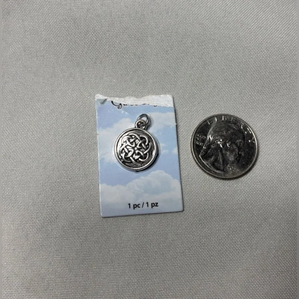 6 New Halcraft Charm Gallery Pendant Jewelry Making Charms